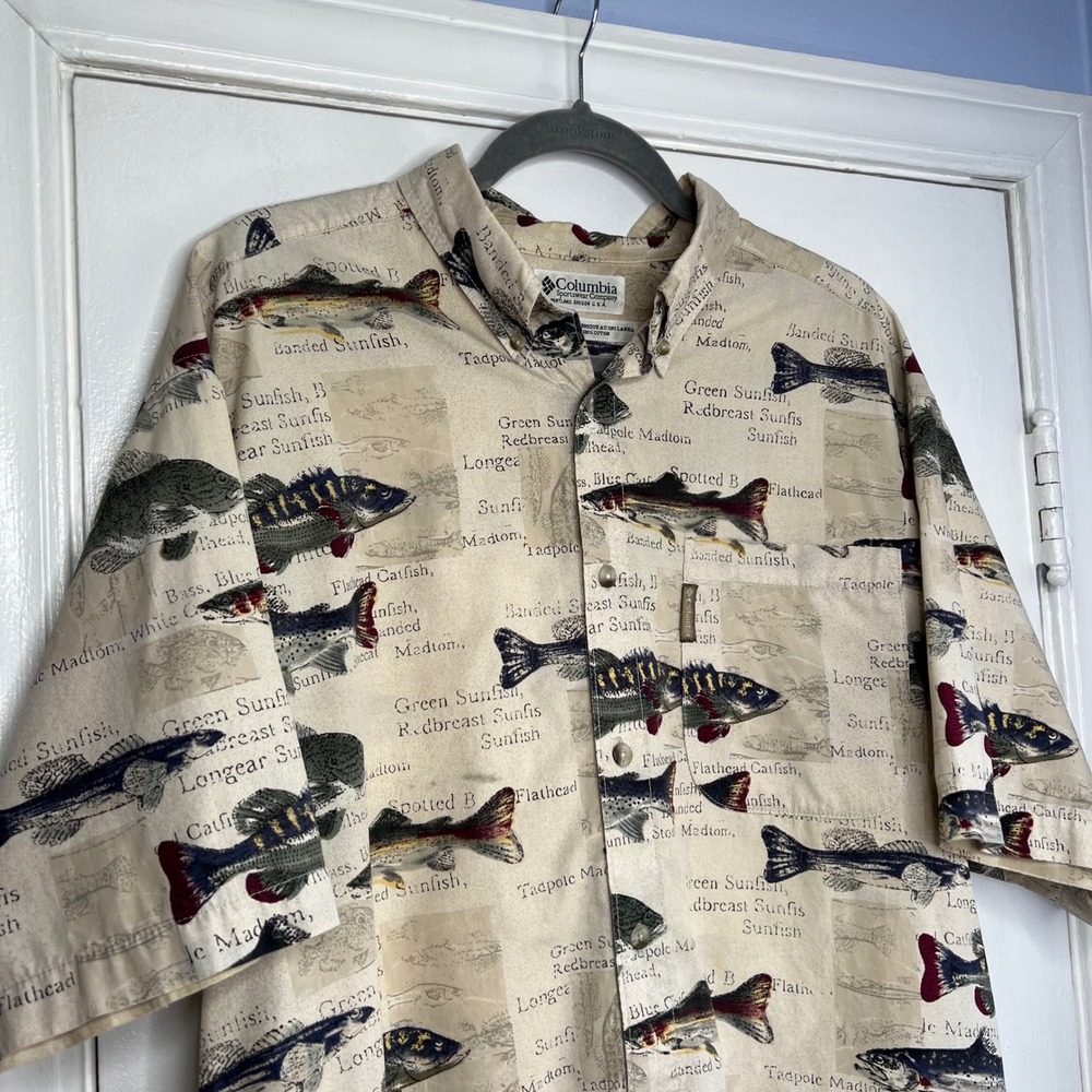 Vintage Columbia Fish Pattern Shirt Short Sleeves Button‎ Front Men's Size Large
